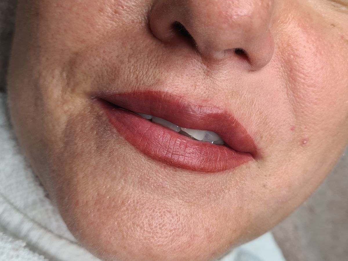 Permanent Make-up Lippen